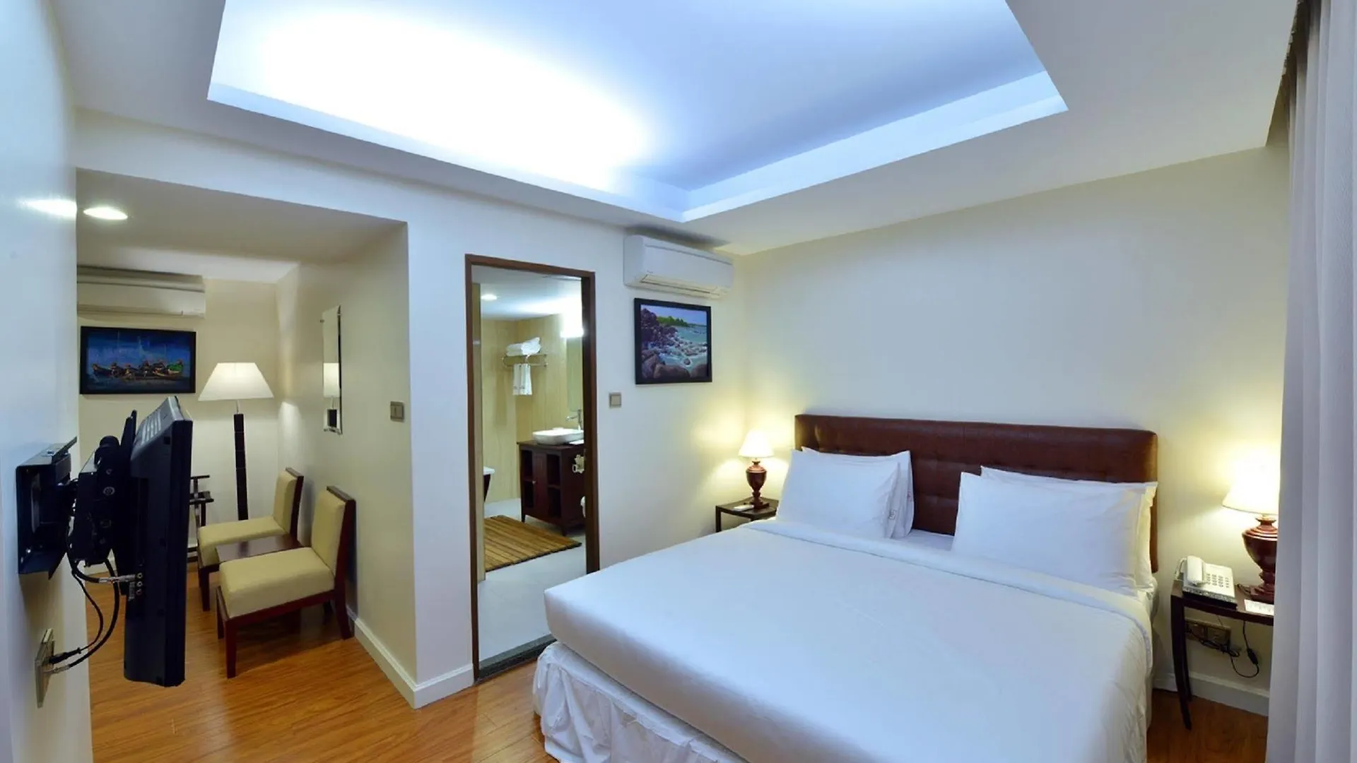 Cherry Hills Hotel Yangon Aparthotel