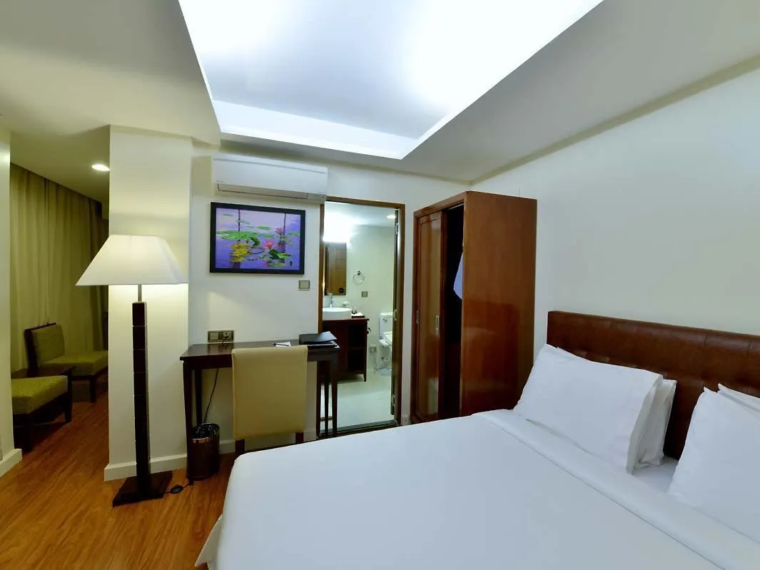 Cherry Hills Hotel Yangon Aparthotel